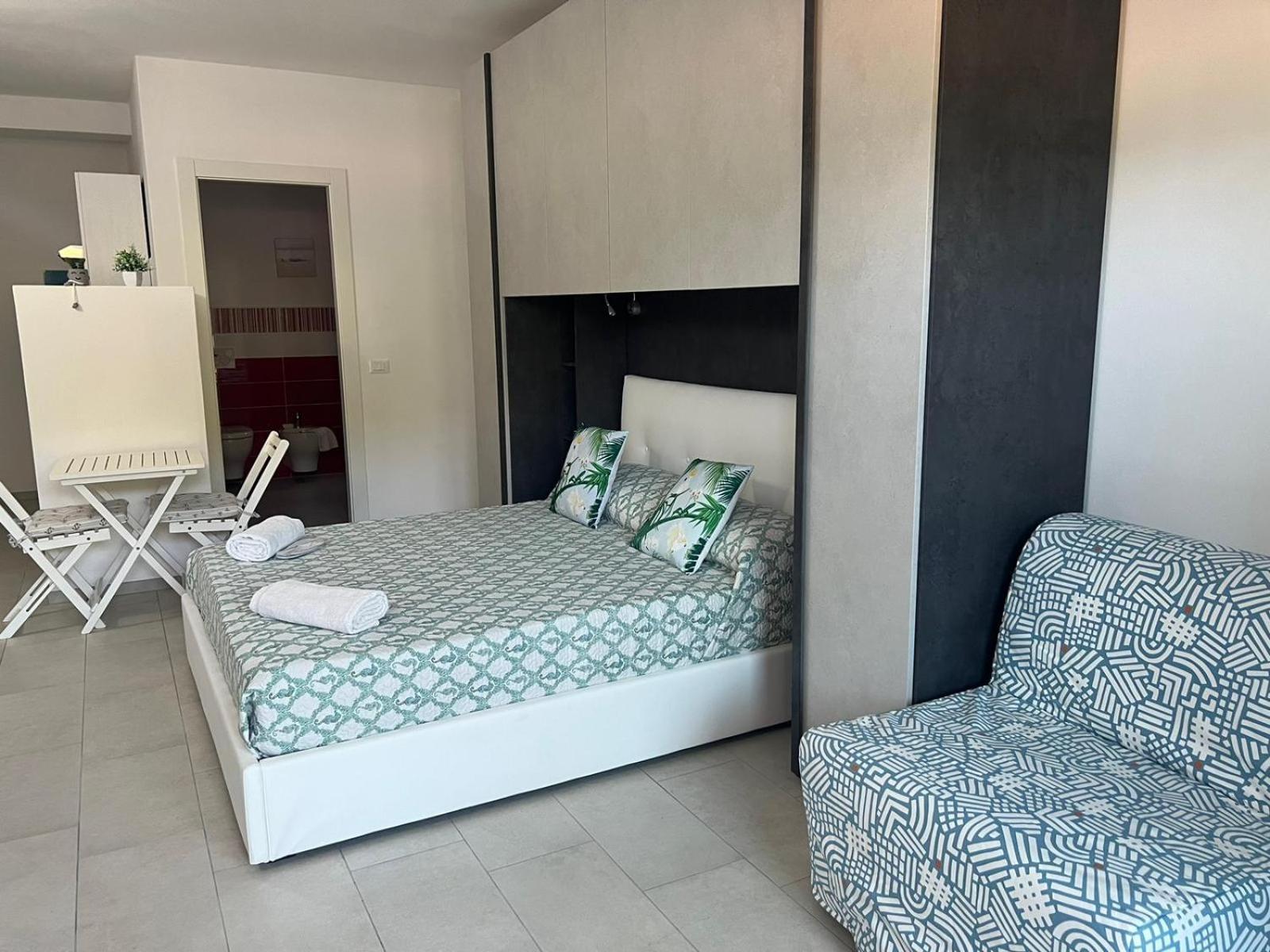 ***Villa Prestige**** カポリーヴェリ エクステリア 写真
